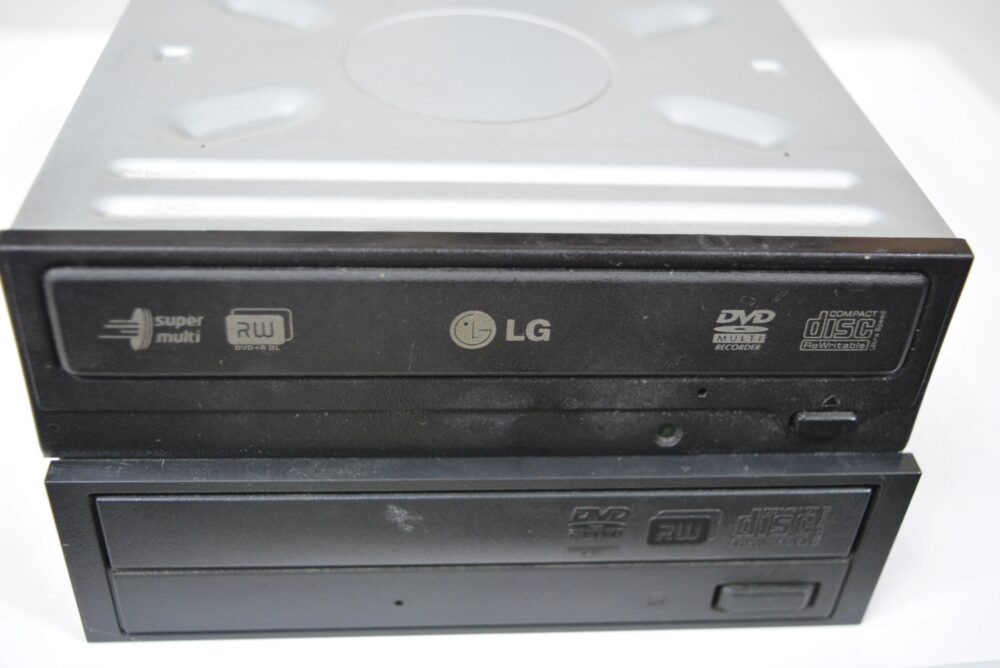 Привод DVD-RW IDE Black в ассортименте