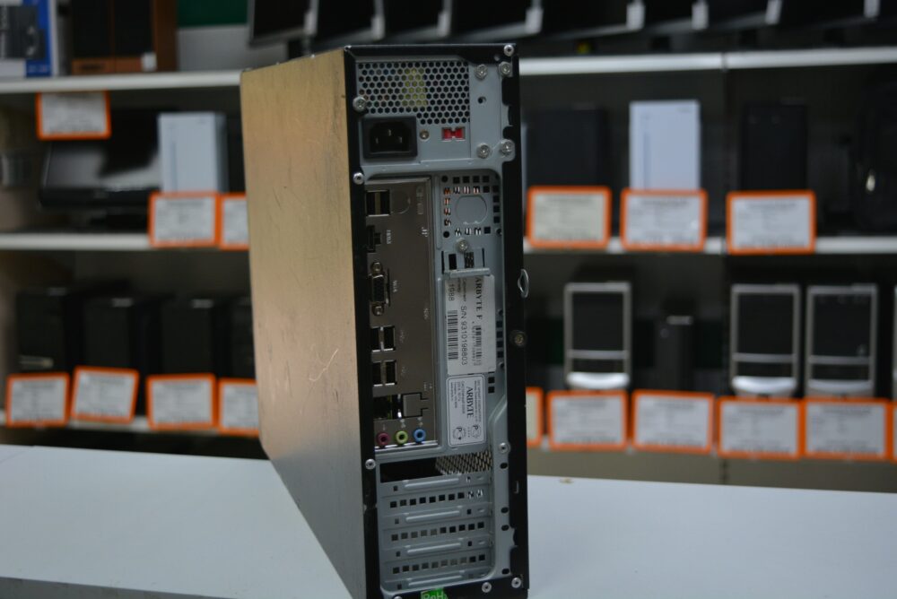 системный блок i3 2130(2*3,4)/8Gb/SSD 120Gb/intel HD/300W